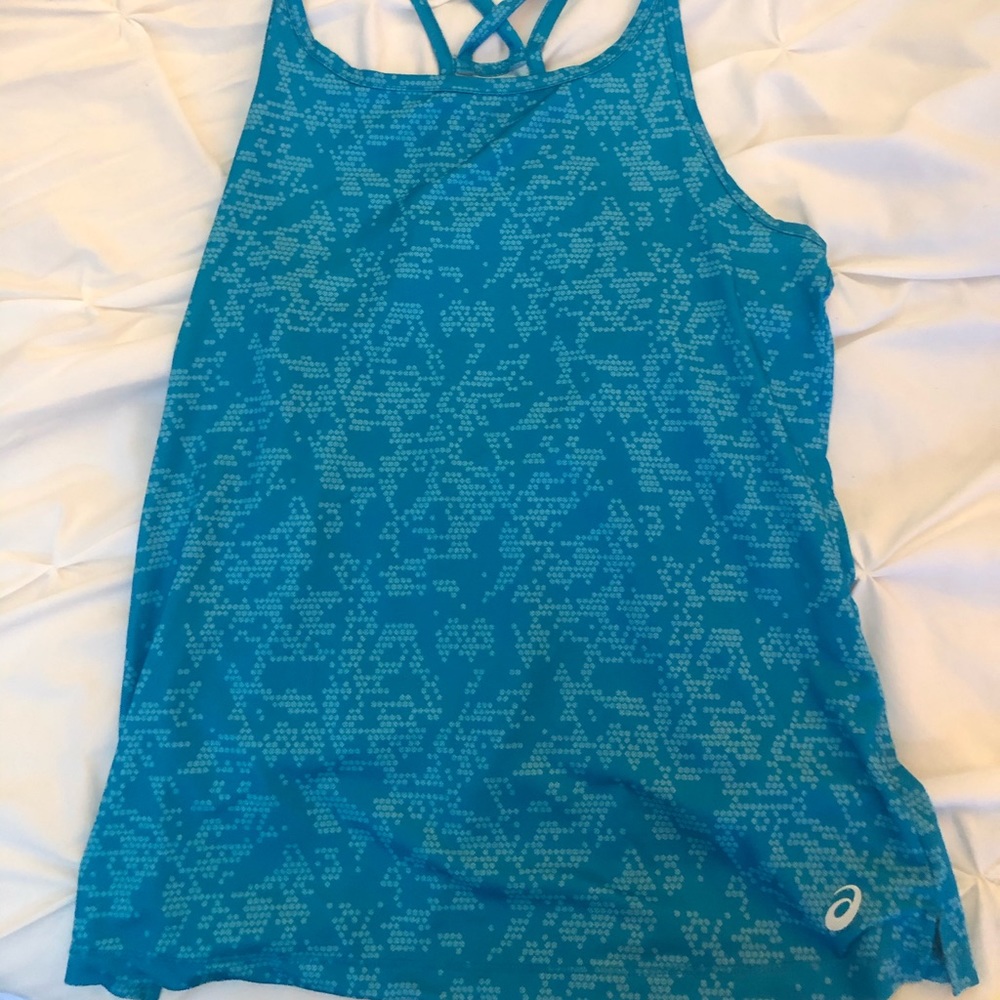 athletic tank top